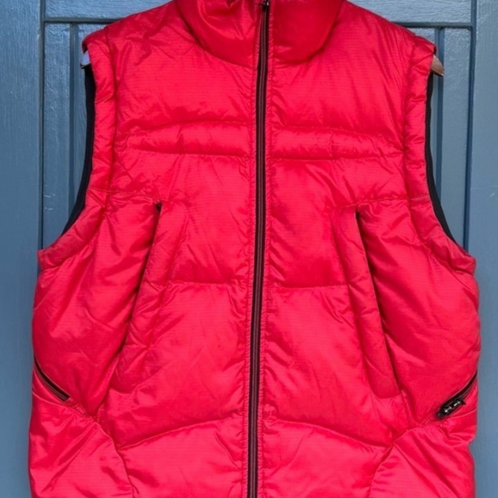 Vintage Ralph Lauren Polo Sport Red
Down Feather Vest Size Medium